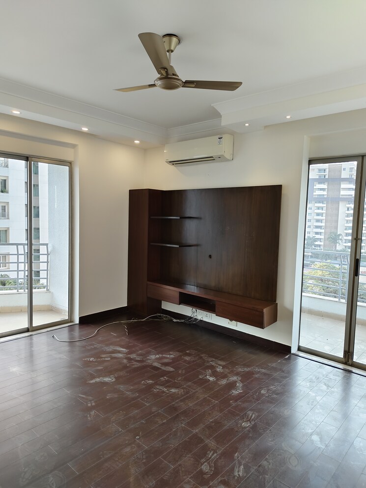 Room, parsvnath-exotica 3 Bedroom 2895 Sq.Ft. Apartment In Sector 53 Gurgaon 9163045