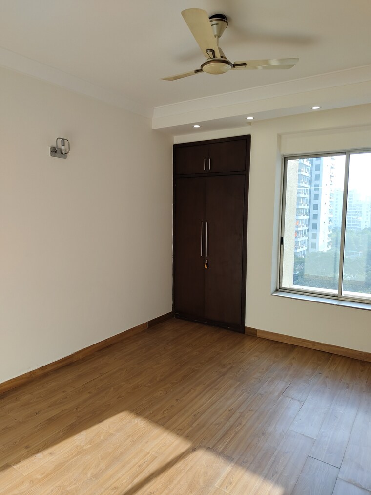Room, parsvnath-exotica 3 Bedroom 2895 Sq.Ft. Apartment In Sector 53 Gurgaon 9163045