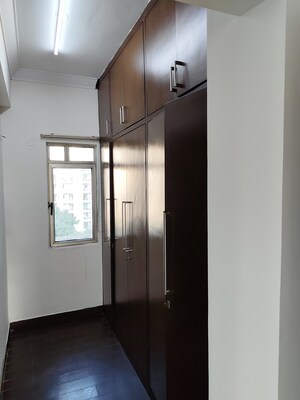 Building Lobby in 3 BHK Apartment at Parsvnath Exotica, Sector 53 – for Sale