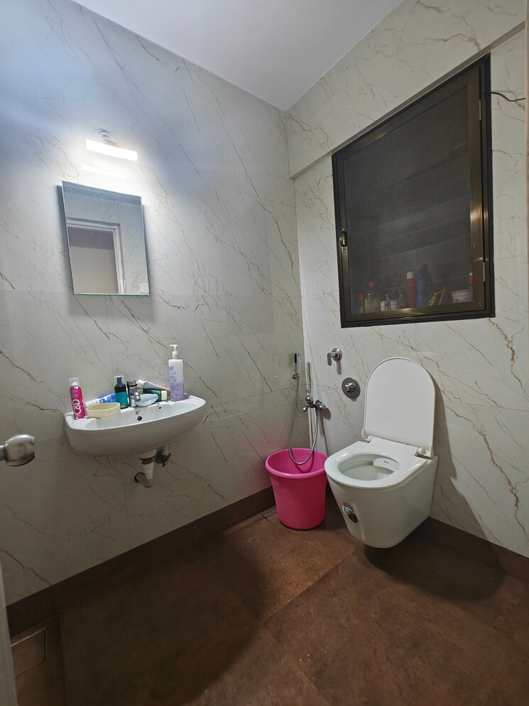 Bathroom, nri-complex-phase-2 2 Bedroom 1250 Sq.Ft. Apartment In Seawoods Navi Mumbai 9163055