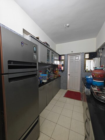 Parking in 2 BHK Apartment at NRI Complex Phase 2, Seawoods – for Rent