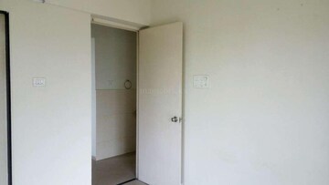 Room in 2 BHK Apartment at High Life, Sinhagad Road – for Rent