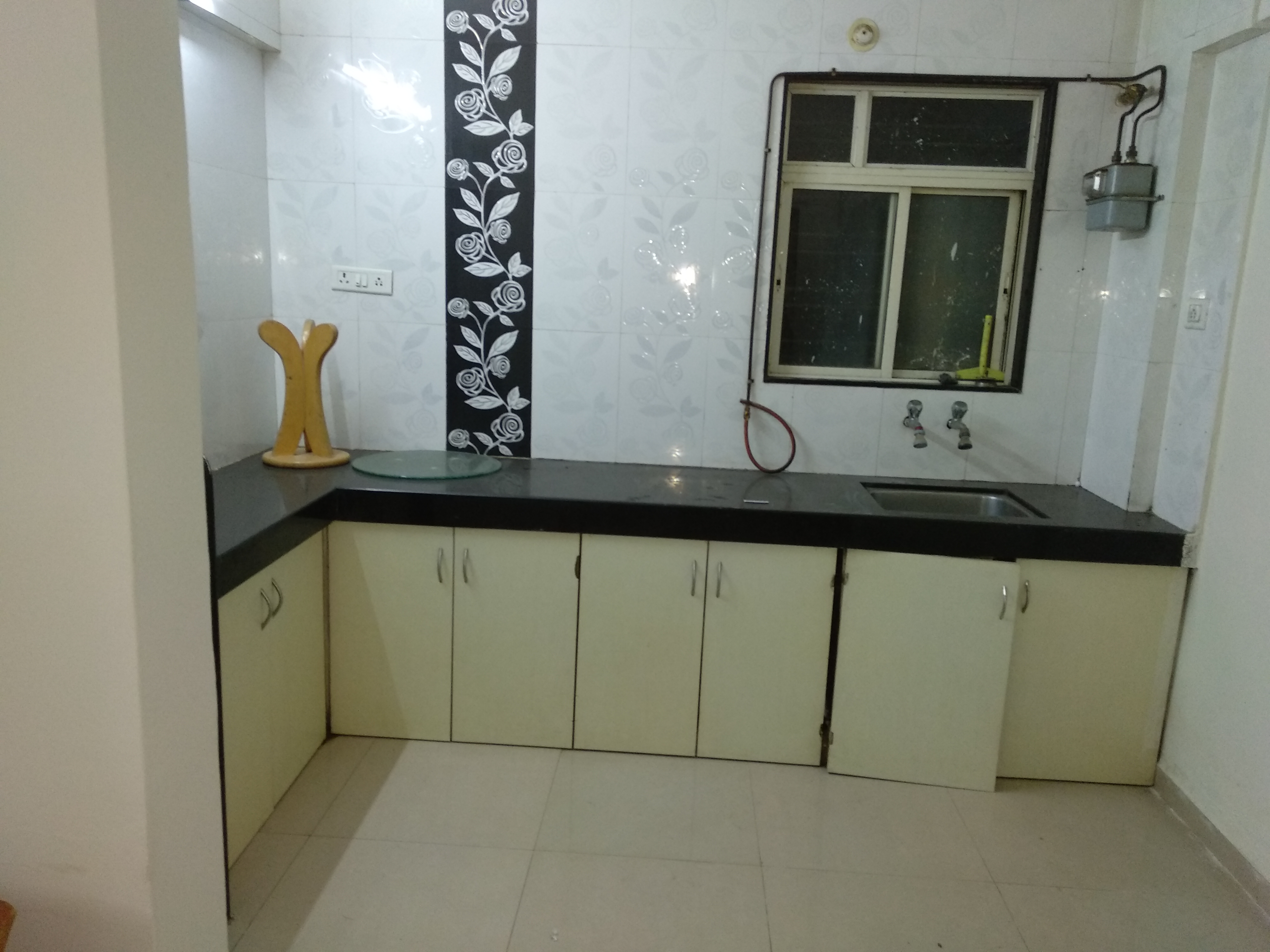 2 BHK + Servant Room 1000 Sq.Ft. Apartment in High Life