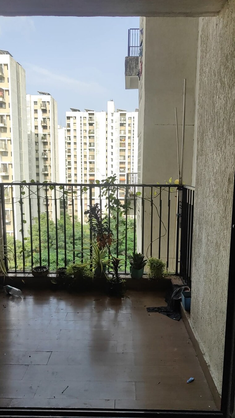 Balcony, lodha-lakeshore-greens 2 Bedroom 738 Sq.Ft. Apartment In Dombivli East Thane 9163121
