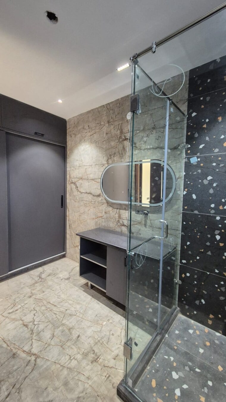 Bathroom, sector 21c 4 Bedroom 4500 Sq.Ft. Builder Floor In Sector 21c Faridabad 9163106