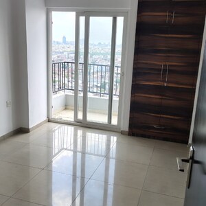 Room in 2.5 BHK Apartment at Homes 121, Sector 121 – for Sale