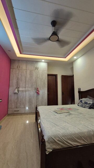 Bedroom in 3 BHK Builder Floor at Sector 21d – for Sale
