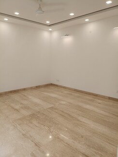 4 BHK + Pooja Room,Servant Room,Study Room,Extra Room Builder Floor For Sale in New Friends Colony