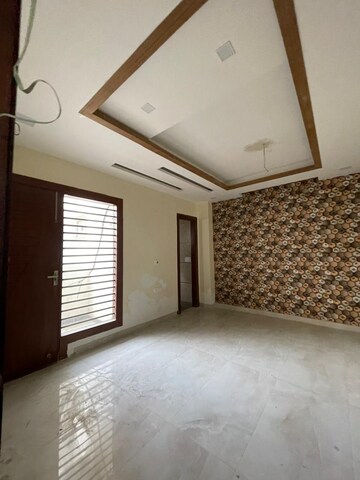 Bedroom in 4 BHK Builder Floor at Sector 21c – for Sale