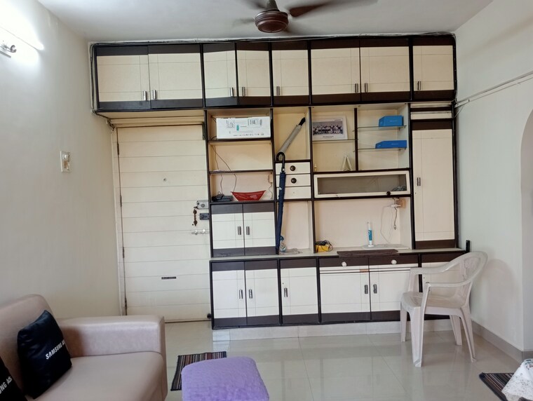 Team Area, mantri-park 2 Bedroom 630 Sq.Ft. Apartment In Goregaon East Mumbai 9163325