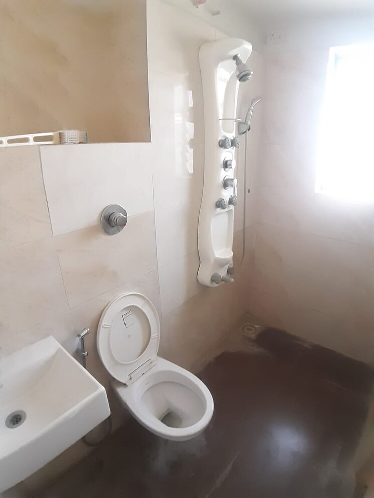 Bathroom, vishwanath-sopan 2 Bedroom 1315 Sq.Ft. Apartment In Shela Ahmedabad 9163323