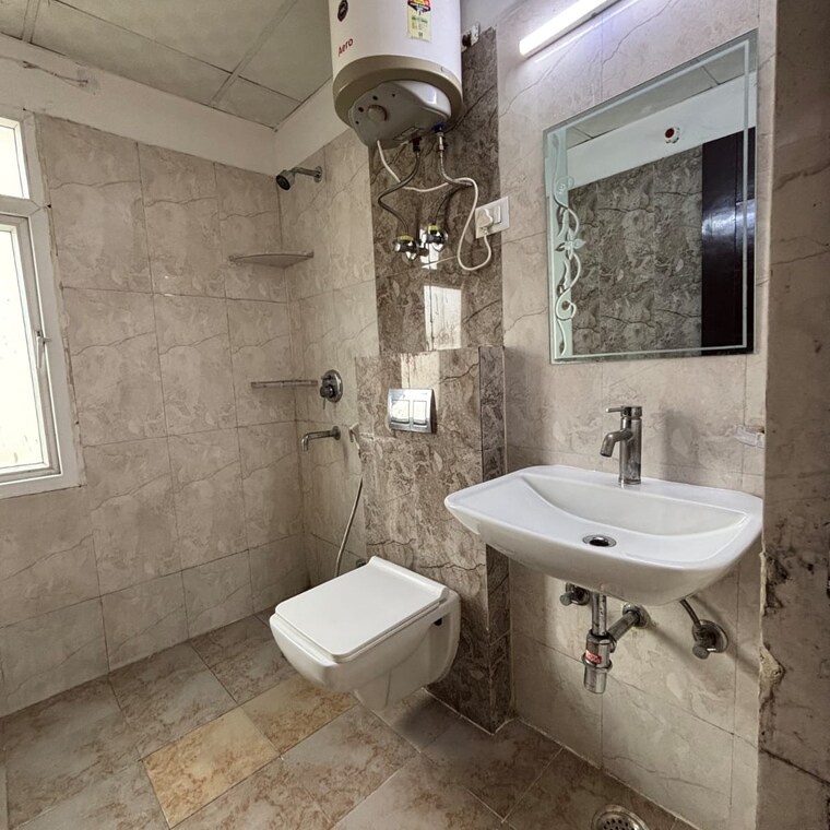 Bathroom, panchsheel-pratistha 2 Bedroom 794 Sq.Ft. Apartment In Sector 75 Noida 9163335
