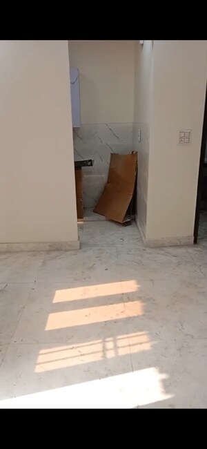 Room in 2 BHK Builder Floor at Rohini Sector 3 – for Sale