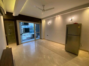 Room in 3 BHK Builder Floor at Saket – for Rent