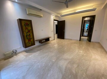 Room in 3 BHK Builder Floor at Saket – for Rent