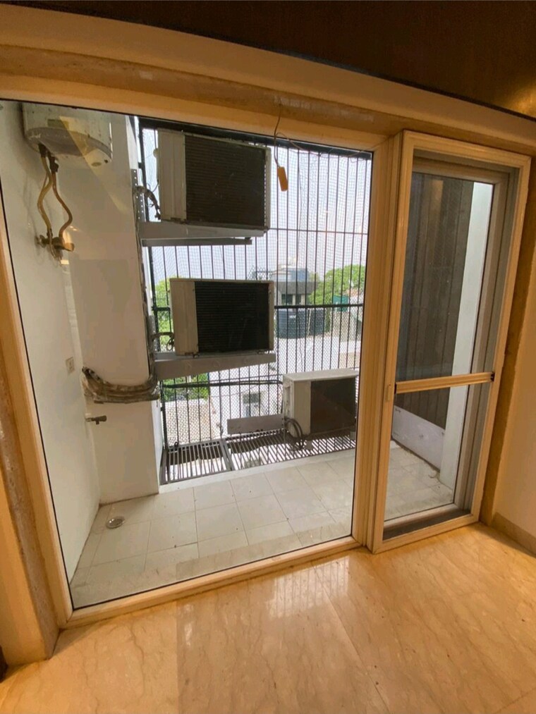 Living Room, saket 3 Bedroom 2700 Sq.Ft. Builder Floor In Saket Delhi 9163360