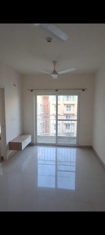 Room in 2 BHK Apartment at Brigade El Dorado, Bagaluru – for Rent
