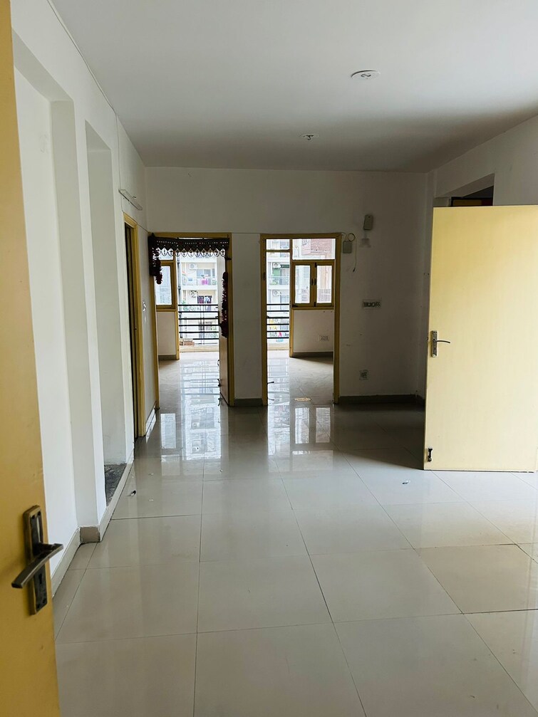 Cover Image, vaishali sector 5 2 Bedroom 645 Sq.Ft. Apartment In Vaishali Sector 5 Ghaziabad 9163434