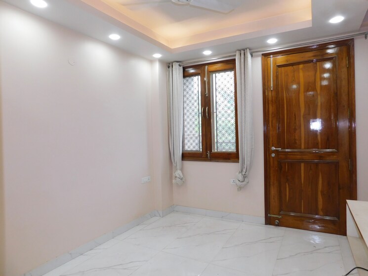 Room, lajpat nagar ii 2 Bedroom 950 Sq.Ft. Builder Floor In Lajpat Nagar ii Delhi 9163441