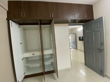 Furnished Amenities in 1 BHK Builder Floor at Kadubeesanahalli – for Rent