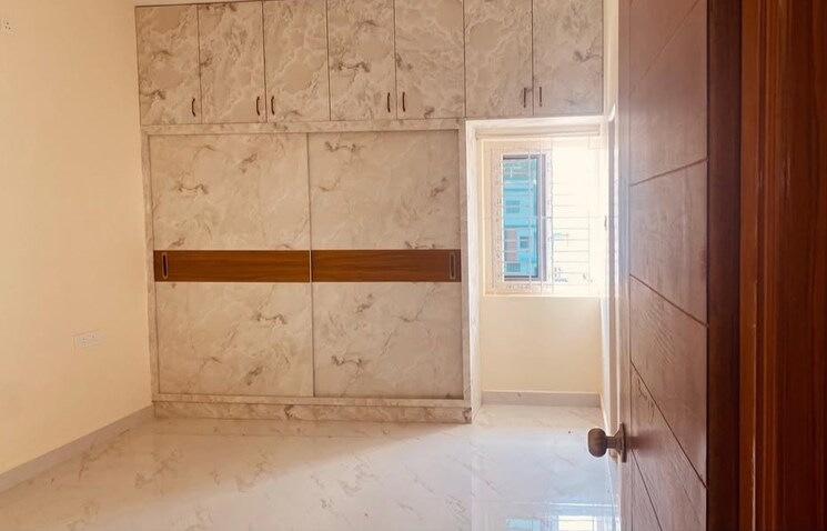 Room, godrej-meridien 3 Bedroom 1855 Sq.Ft. Apartment In Sector 106 Gurgaon 9163448