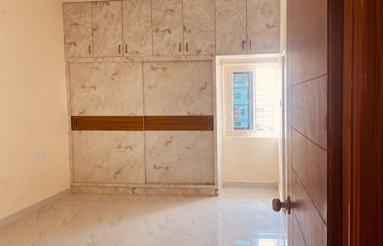 Room, godrej-meridien 3 Bedroom 1855 Sq.Ft. Apartment In Sector 106 Gurgaon 9163448