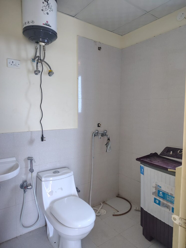 Bathroom, pyramid-urban-homes-3 2 Bedroom 698 Sq.Ft. Apartment In Sector 67a Gurgaon 9163450
