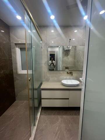 Bathroom in 3 BHK Builder Floor at Sector 52 – for Rent