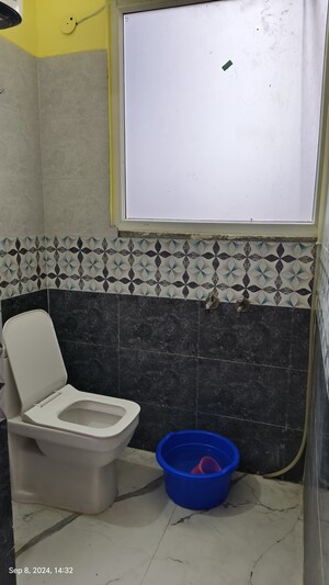 Bathroom in  Pg at Sector 19 – for Rent