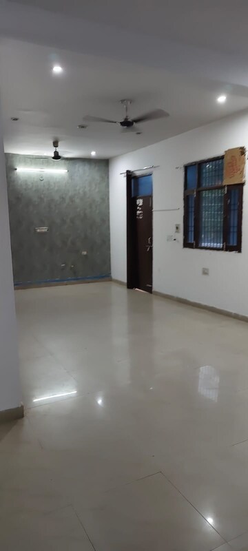  Office Space For Rent in Gomti Nagar