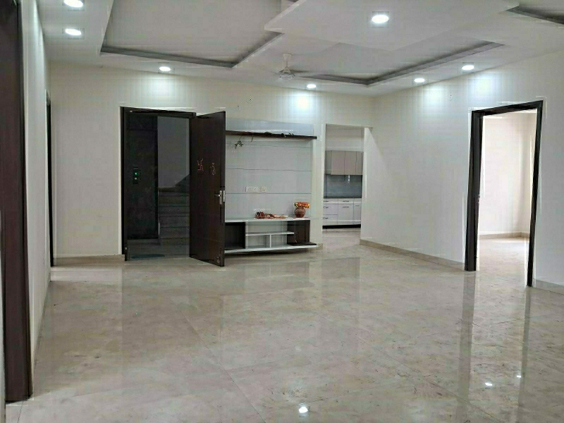 4 BHK + Servant Room,Study Room Independent House For Rent in Sector 28