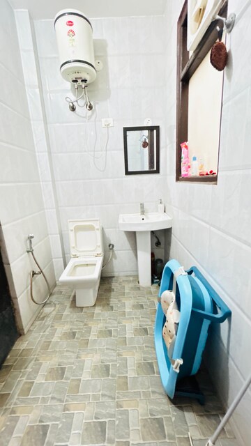 Kitchen in 2 BHK Builder Floor at M3M Atrium, Sector 57 – for Rent