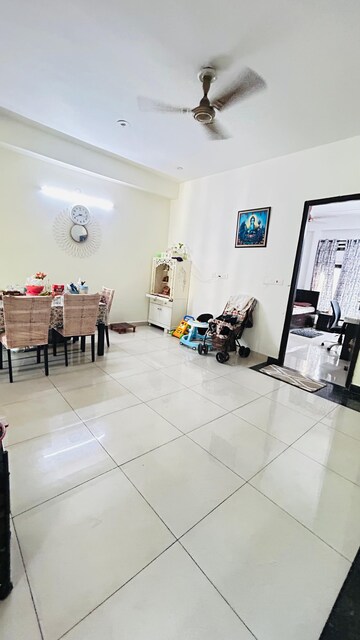 Team Area in 2 BHK Builder Floor at M3M Atrium, Sector 57 – for Rent