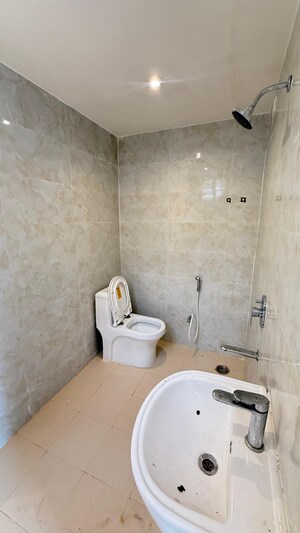 Bathroom in 3 BHK Apartment at Palm City, Lalbagh – for Rent