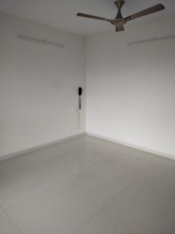1 BHK Apartment For Rent in RNA NG Royal Park, Kanjurmarg East