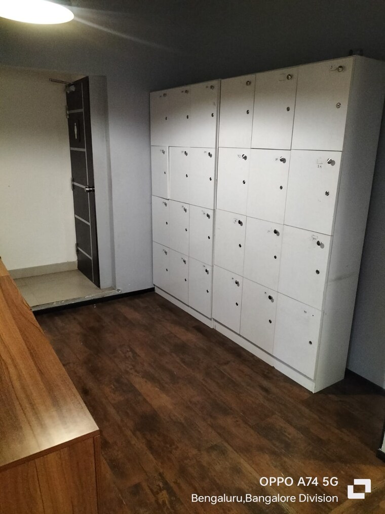Room, indiranagar Commercial Office Space 4000 Sq.Ft. In Indiranagar Bangalore 9111910
