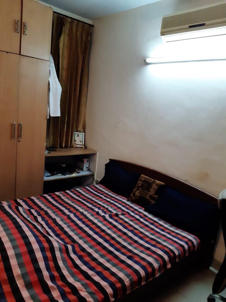 Bedroom, dlf city phase 3 3 Bedroom 2600 Sq.Ft. Builder Floor In Dlf City Phase 3 Gurgaon 9163570