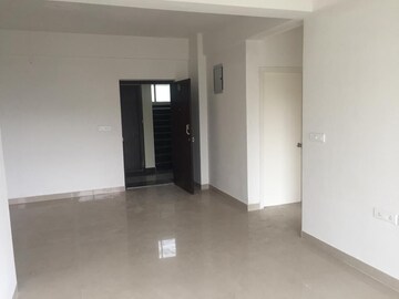 Room in 3 BHK Apartment at Eden Tolly Signature Plus, Tollygunge – for Rent