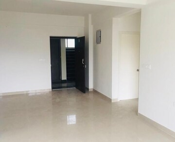 Room in 3 BHK Apartment at Eden Tolly Signature Plus, Tollygunge – for Rent