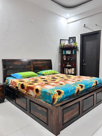 Bedroom in 3 BHK Apartment at Motia Royal Citi Apartments, Ghazipur – for Sale