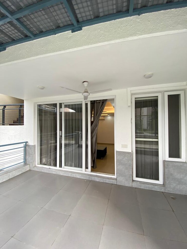 Other, great-value-sharanam 4 Bedroom 2950 Sq.Ft. Apartment In Sector 107 Noida 9163575