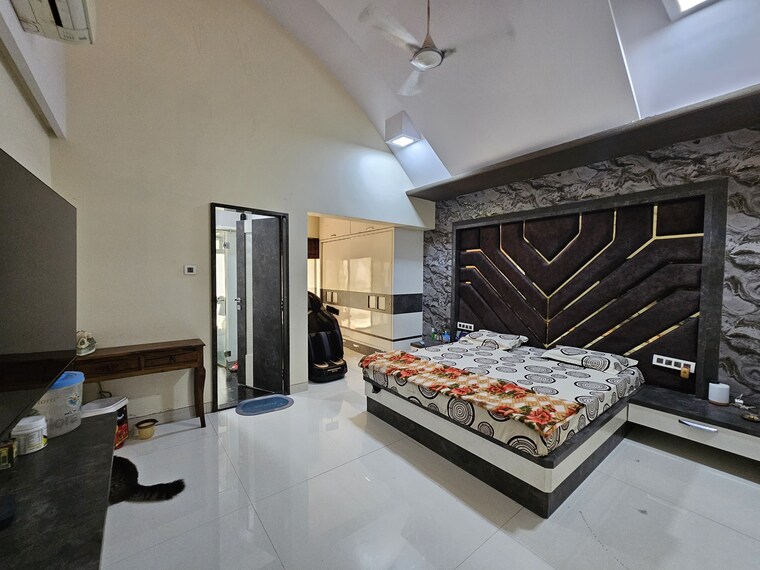 Bedroom, gaurav-enclave-chs 3.5 Bedroom 32500 Sq.Ft. Villa In Mulund West Mumbai 9163601