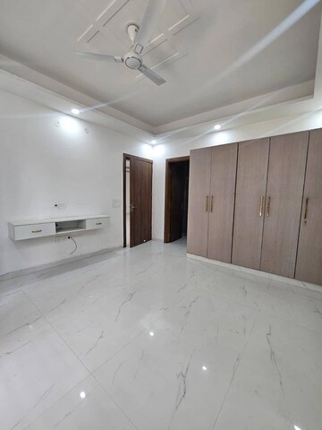 1 BHK Apartment For Sale in Pyramid Urban Homes, Sector 70a