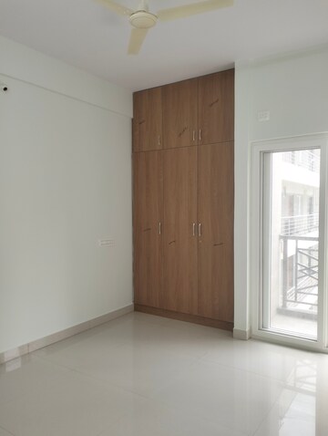 Room in 2 BHK Builder Floor at Hsr Layout – for Rent