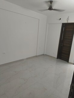 3.5 BHK + Study Room Builder Floor For Sale in Smart World Gems