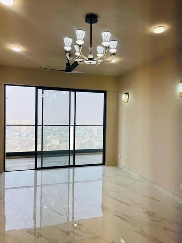 Room in 3 BHK Apartment at M3M Heights, Sector 65 – for Rent