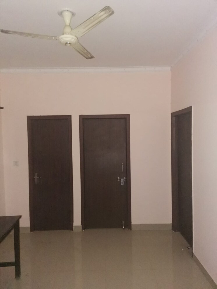 Room, viman nagar 2 Bedroom 1200 Sq.Ft. Apartment In Viman Nagar Pune 9163692