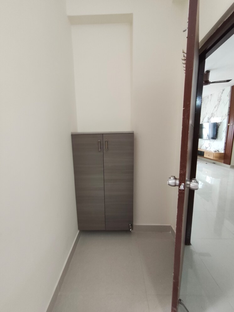 Room, hi tech city 2 Bedroom 1200 Sq.Ft. Builder Floor In Hi Tech City Hyderabad 9163743