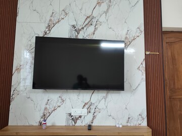 Furnished Amenities in 2 BHK Builder Floor at Hi Tech City – for Rent