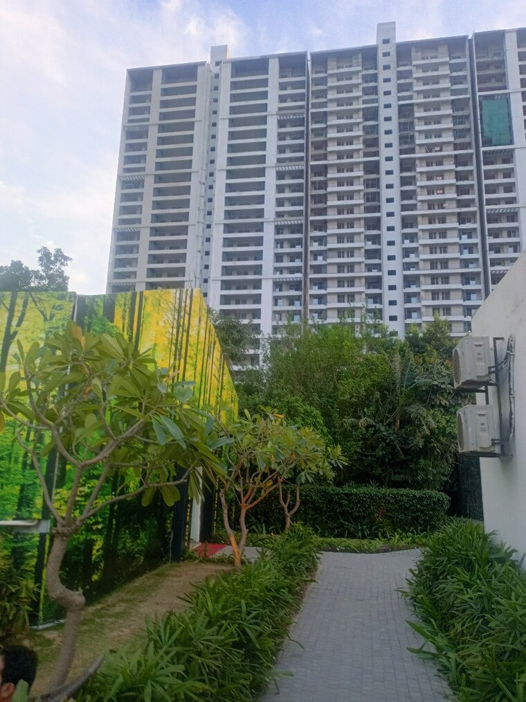 Exterior View, godrej-woods 3 Bedroom 1614 Sq.Ft. Apartment In Sector 43 Noida 9163748